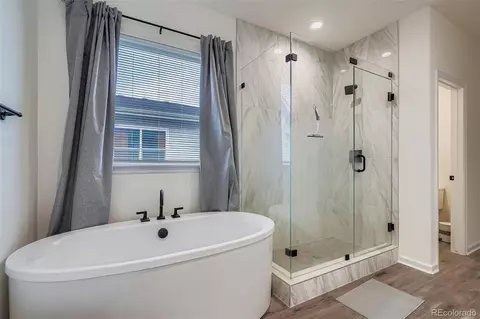 Bath - 6341 E 142nd Way, Thornton, CO 80602 photo 2 of 3