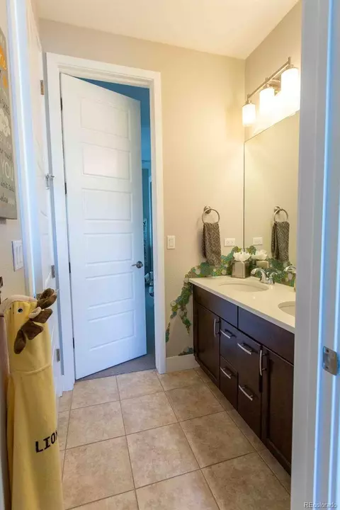 8052 E 33rd Ave, Denver, CO 80238 photo 19
