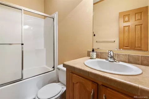 Bath - 129 Kestrel Ct, Divide, CO 80814 photo 1 of 2