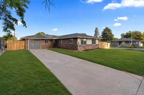 5021 S Washington St, Englewood, CO 80113