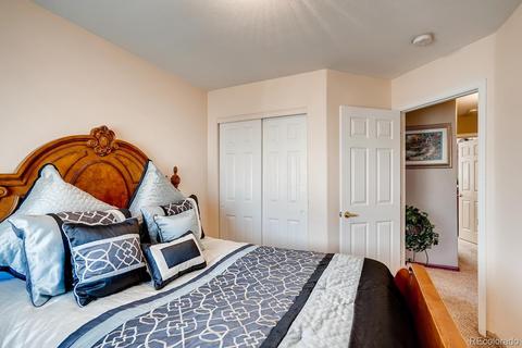 4527 Cornish Way, Denver, CO 80239 photo 13