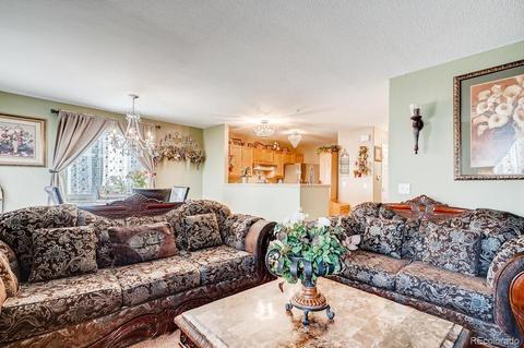 4527 Cornish Way, Denver, CO 80239 photo 3