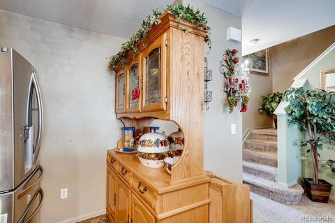 4527 Cornish Way, Denver, CO 80239 photo 6