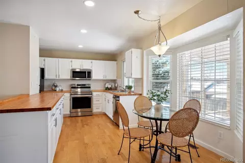 Kitchen - 5849 S Perth Pl, Centennial, CO 80015 photo 4 of 9