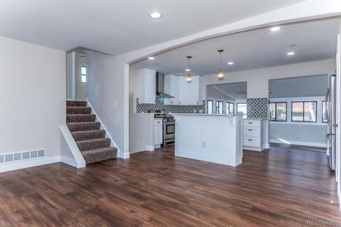 8775 Lamar Dr, Arvada, CO 80003 photo 2