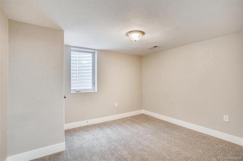 3261 Oneida St, Denver, CO 80207 photo 19