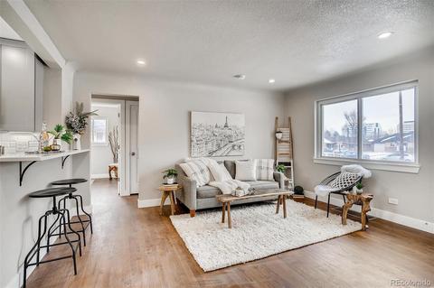 3261 Oneida St, Denver, CO 80207 photo 6