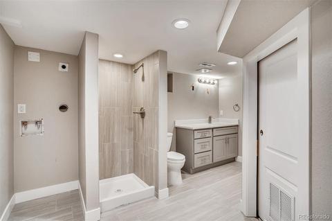 3261 Oneida St, Denver, CO 80207 photo 24