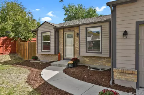 794 Crosstrail Dr, Colorado Springs, CO 80906