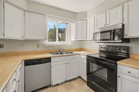 17462 E Progress Dr, Centennial, CO 80015 photo 9