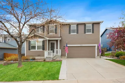 5226 S Riviera Cir, Aurora, CO 80015