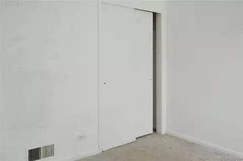 5 Stuart St, Denver, CO 80219 photo 8