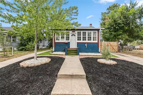 1561 Clinton St, Aurora, CO 80010