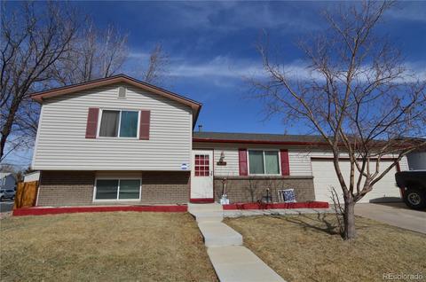 14727 E Temple Dr, Aurora, CO 80015 photo 1