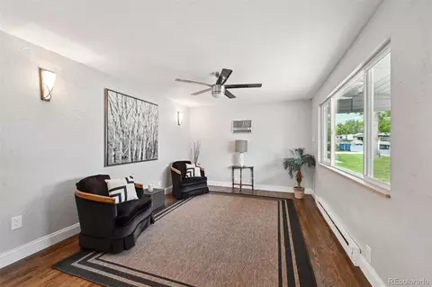 3930 S Hazel Ct, Englewood, CO 80110
