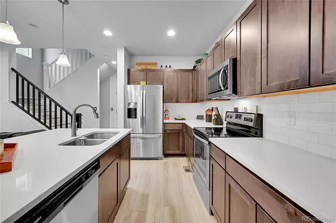 Kitchen - 15842 E Warner Dr, Denver, CO 80239 photo 4 of 4