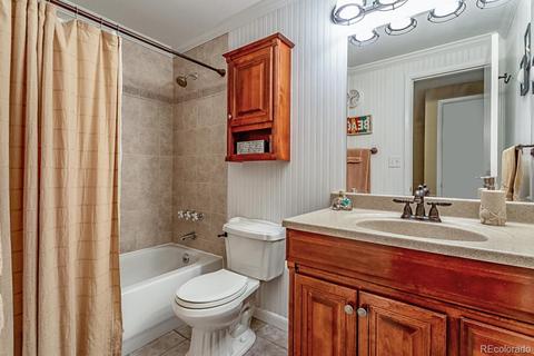 7834 E Colgate Pl, Denver, CO 80231 photo 21