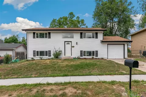 2260 Fernwood Dr, Colorado Springs, CO 80910