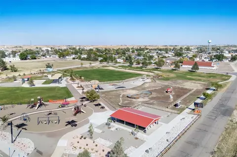46565 Sunflower Ln, Bennett, CO 80102 photo 13