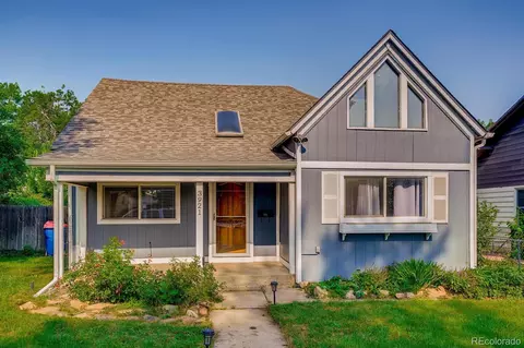 3921 S Acoma St, Englewood, CO 80110