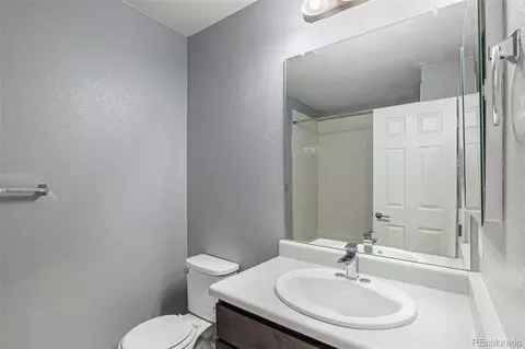 16031 E Warner Pl, Denver, CO 80239 photo 21