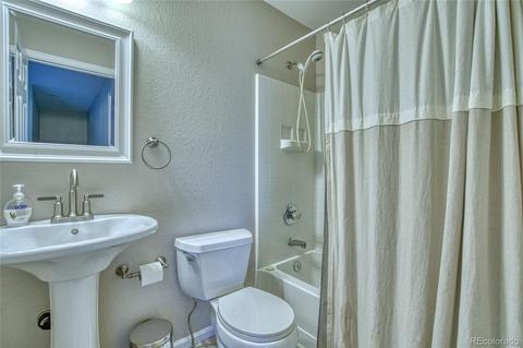 4930 E 100th Dr, Thornton, CO 80229 photo 6