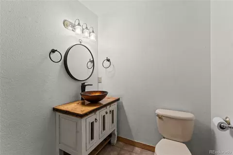 Bath - 101 Heather Cir, Divide, CO 80814 photo 4 of 4