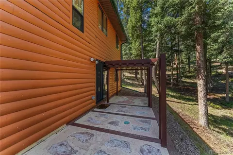 Exterior - 101 Heather Cir, Divide, CO 80814 photo 3 of 8