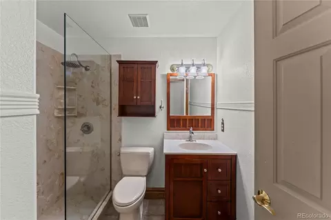 Bath - 101 Heather Cir, Divide, CO 80814 photo 1 of 4