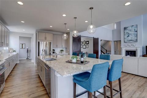 8127 S Kellerman Cir, Aurora, CO 80016 photo 3