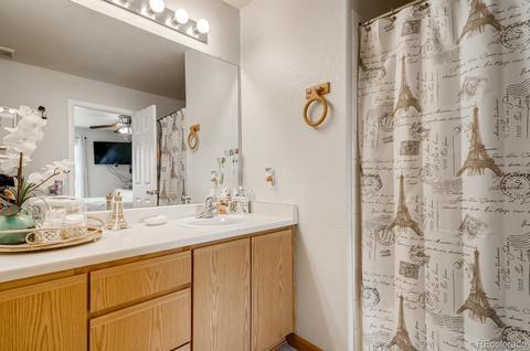 5199 Biscay Ct, Denver, CO 80249 photo 5