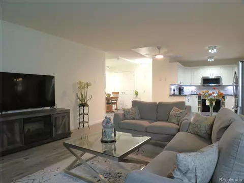 690 S Alton Way #9A, Denver, CO 80247