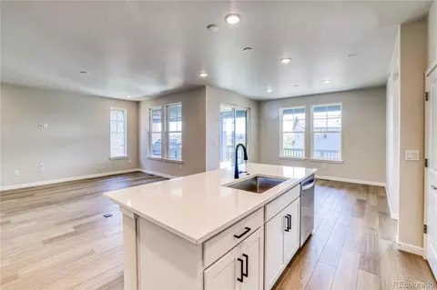 23902 E 40th Ave, Aurora, CO 80019 photo 4
