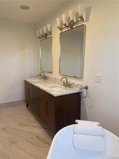 175 Harrison St, Denver, CO 80206 photo 16