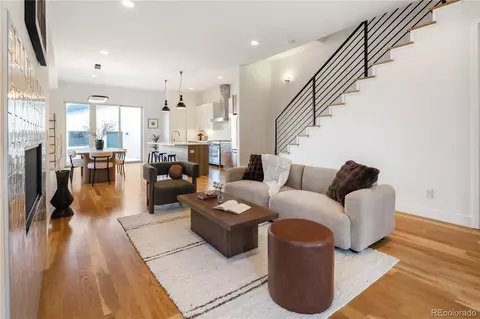 2240 S Lincoln St, Denver, CO 80210