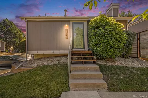 3810 S Genoa Cir #B, Aurora, CO 80013