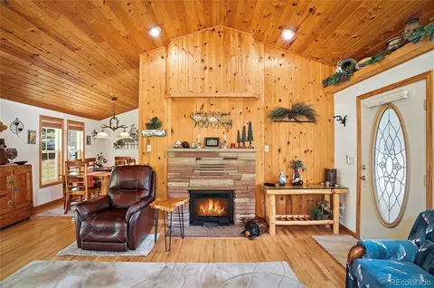Living - 2772 Riverside Dr, Lyons, CO 80540 photo 4 of 5