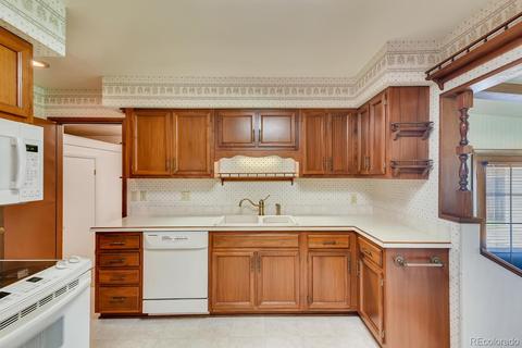 65 Everett St, Lakewood, CO 80226 photo 9