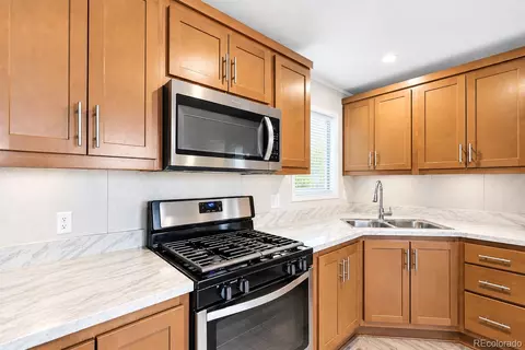 215 Palmer Ave, Bennett, CO 80102 photo 12