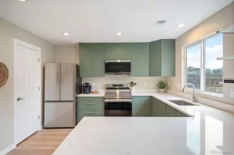 4897 E 100th Ln, Thornton, CO 80229 photo 10