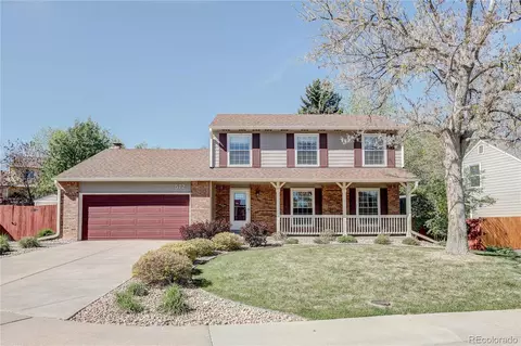 572 E Long Cir, Centennial, CO 80122