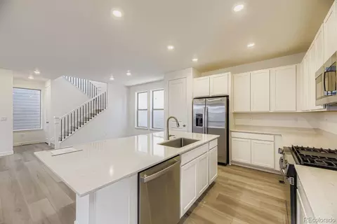 Kitchen - 16113 W Dequesne Dr, Morrison, CO 80465 photo 1 of 2