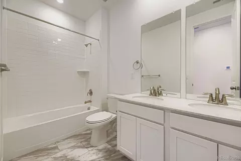 Bath - 16113 W Dequesne Dr, Morrison, CO 80465 photo 2 of 2
