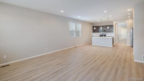 15455 E 47th Dr, Denver, CO 80239 photo 3