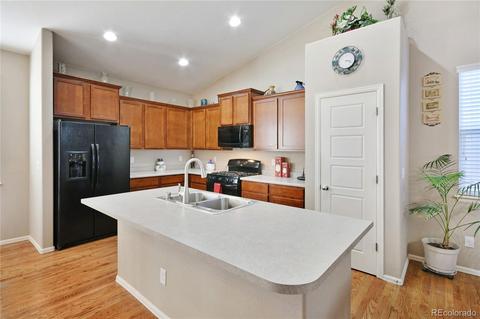 8540 Raspberry Dr, Longmont, CO 80504 photo 4