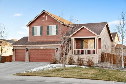 8540 Raspberry Dr, Longmont, CO 80504 photo 2