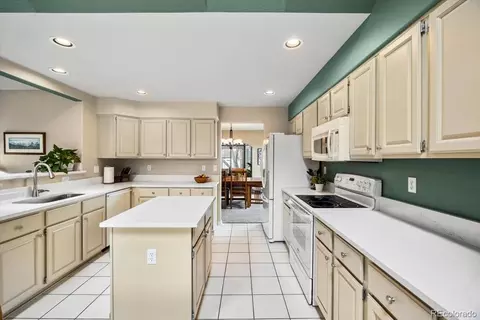 19077 E Ida Dr, Aurora, CO 80015 photo 10