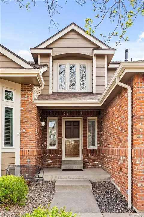 19077 E Ida Dr, Aurora, CO 80015 photo 2