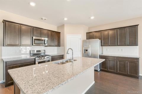 141 S Quantock St, Aurora, CO 80018 photo 9