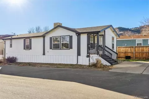 118 West St, Golden, CO 80401